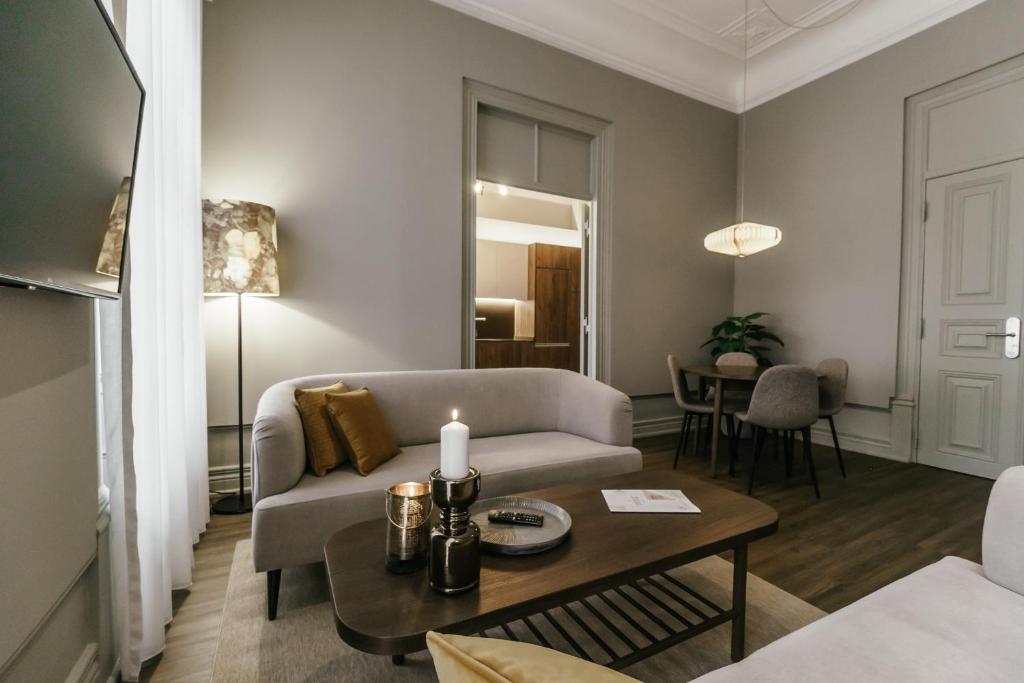 Royal Collection Covilhã - 17