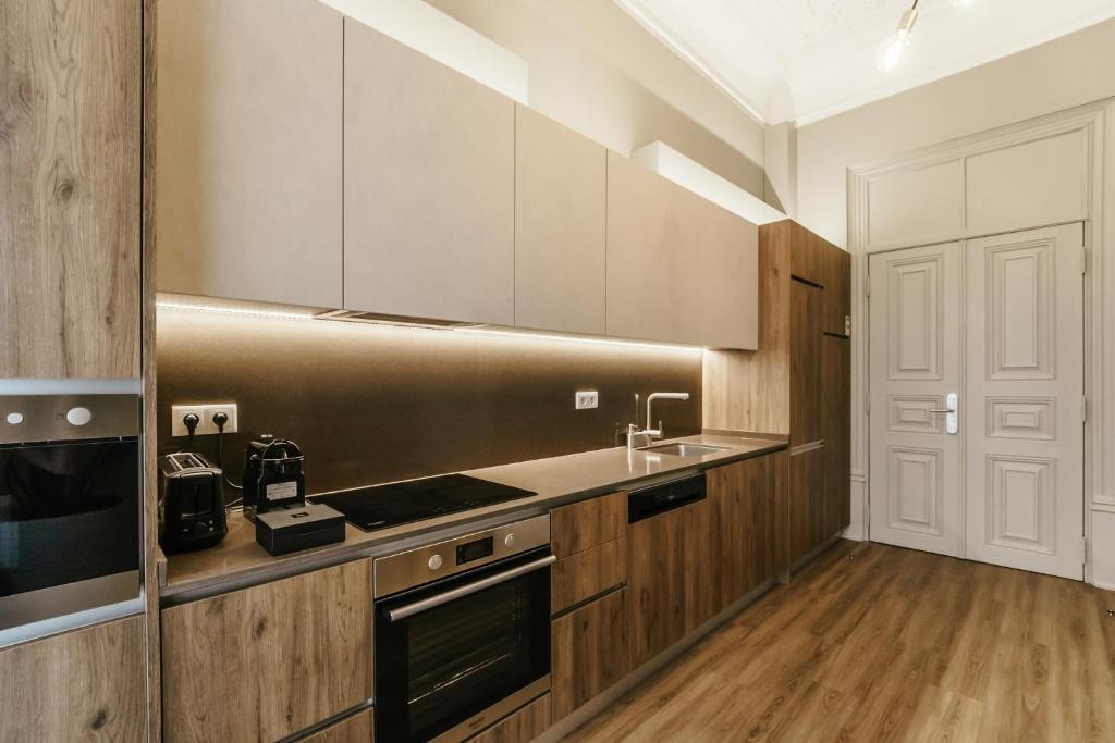 Royal Collection Covilhã - 18