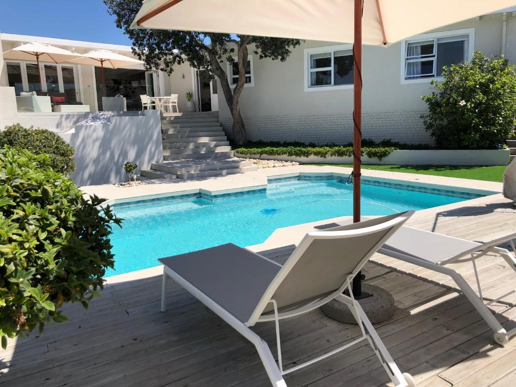 Πισίνα στο ή κοντά στο Villa Watsonia