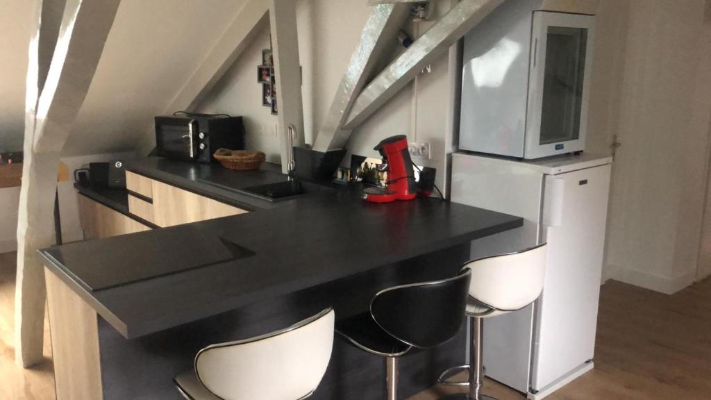 Logement avec deux appartements sur deux étages - Two-Bedroom Apartment