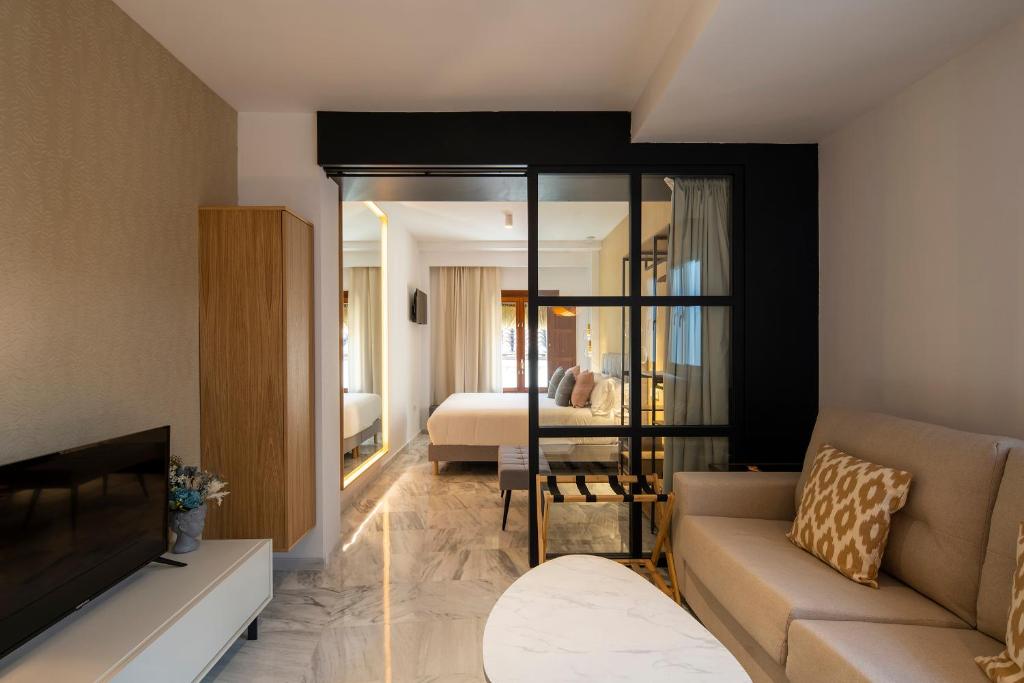 CALM SUITES Molino Corteza del Carmen