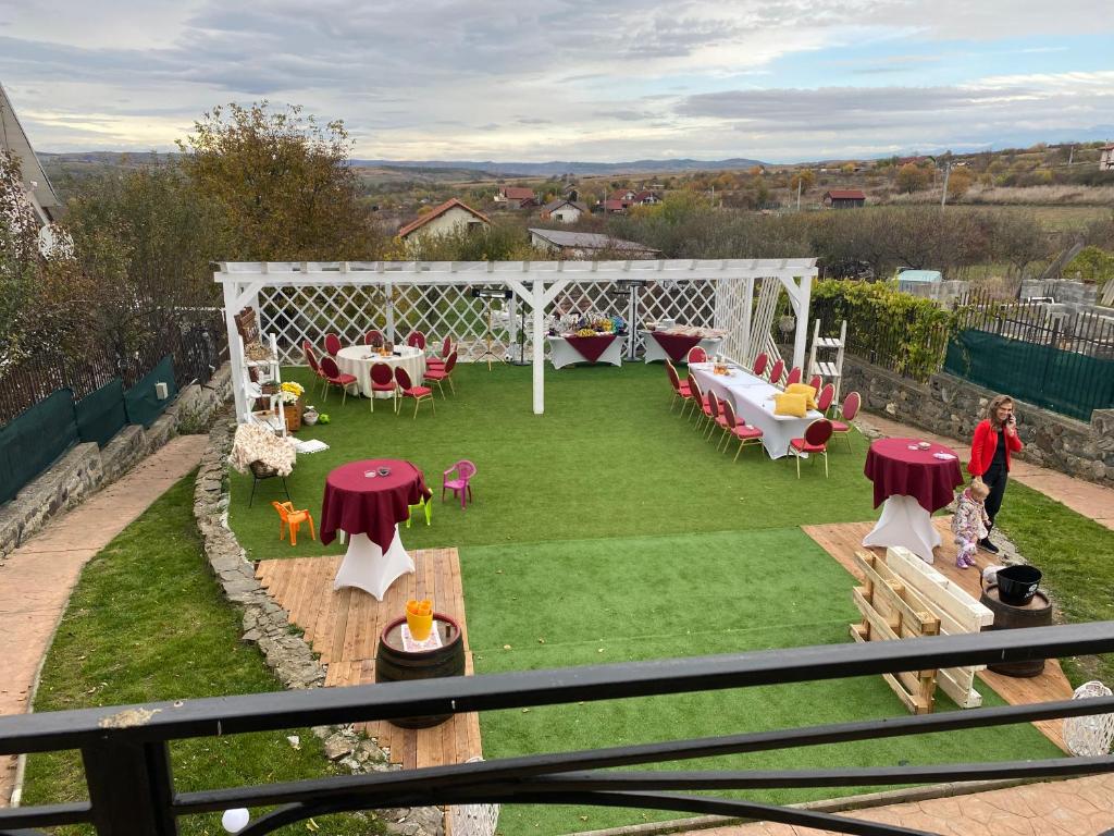 Casa din Deal - Villa Met Uitzicht Op De Tuin