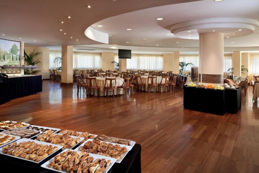 Hotel Roma Aurelia Antica - Resim 4