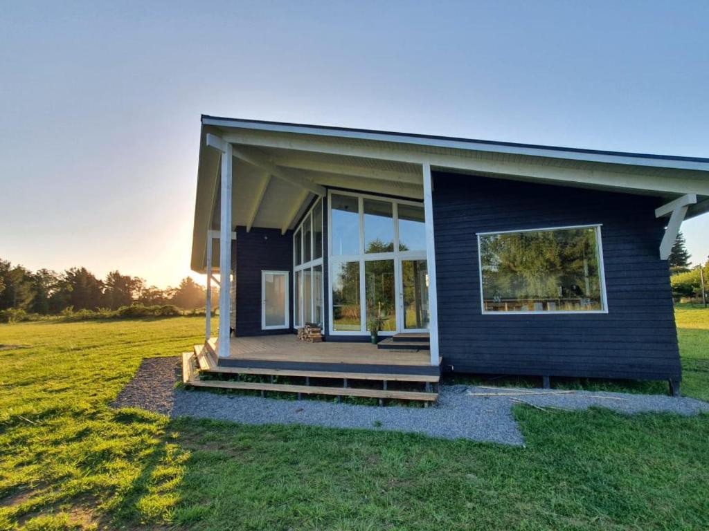 Budova, kde se chata nachází