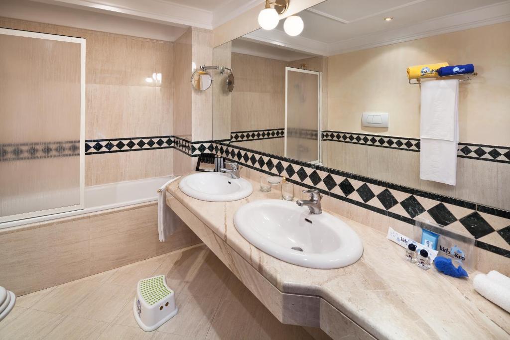 Koupelna v ubytování Hotel Roma Aurelia Antica