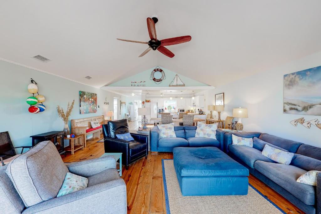 Χώρος καθιστικού στο Sun Haven