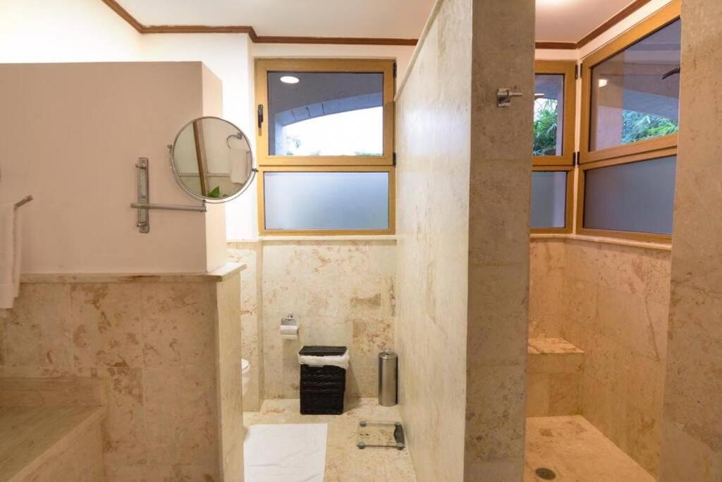 Koupelna v ubytování Chic Luxury Condo At Los Altos Casa De Campo