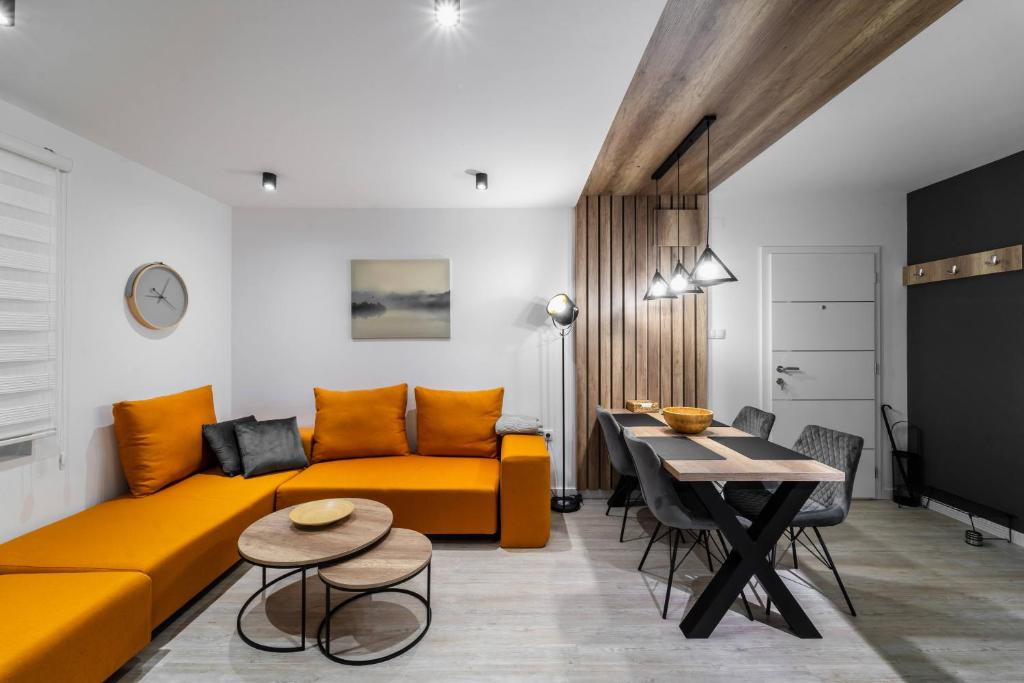 Vila Cander - Housity