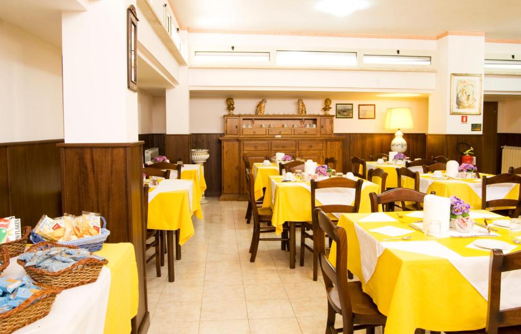 Restaurace v ubytování Hotel California