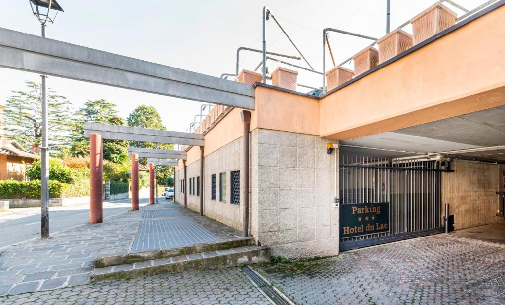 Het gebouw waarin het hotel zich bevindt