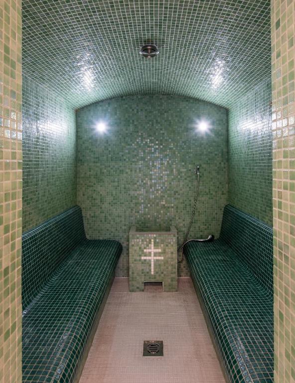 Hunguest Hotel Panoráma - Resim 19