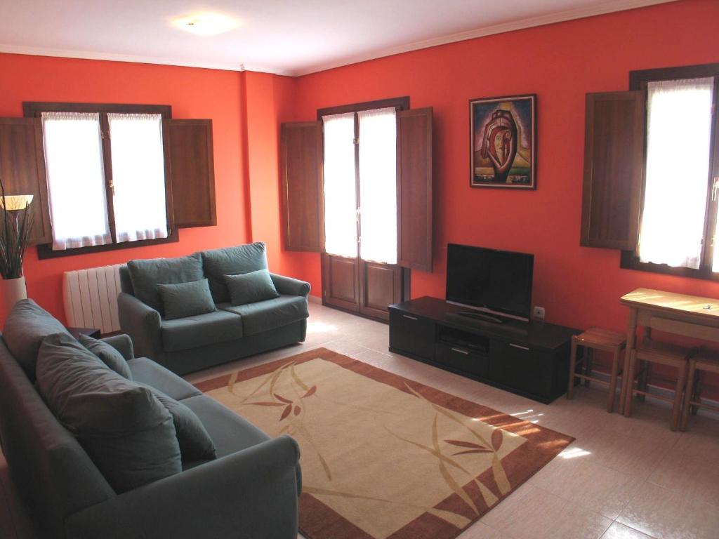 A seating area at Apartamentos Las Rosas