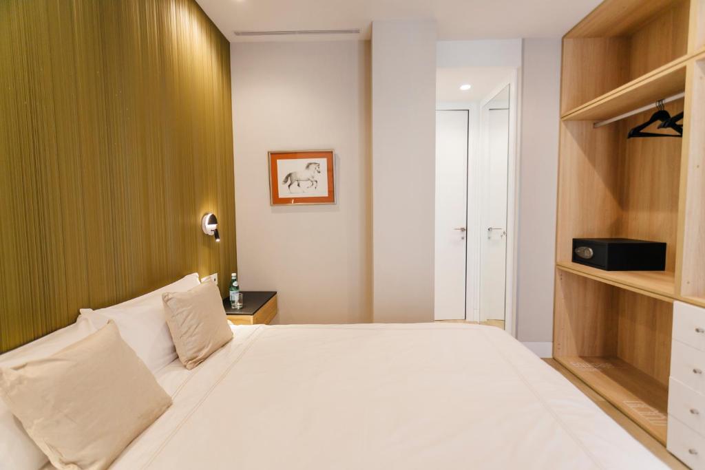 Galmen Apartments - One-Bedroom Apartment