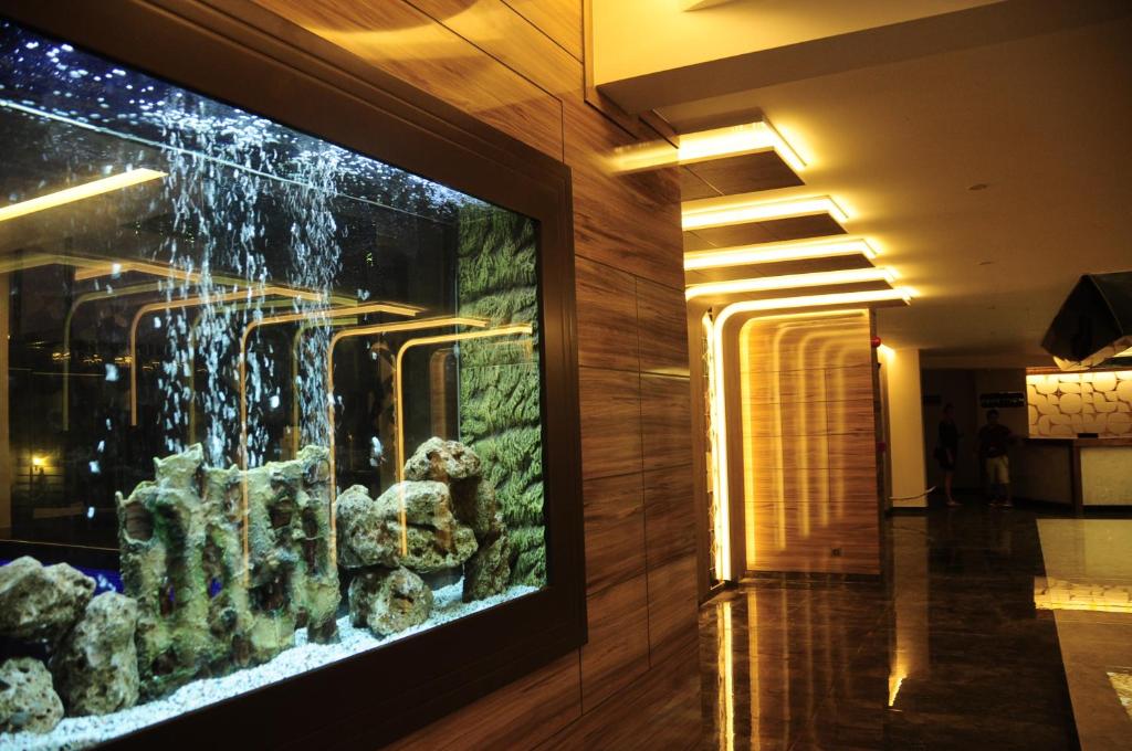 TV a/nebo společenská místnost v ubytování Ozgur Bey Spa Hotel