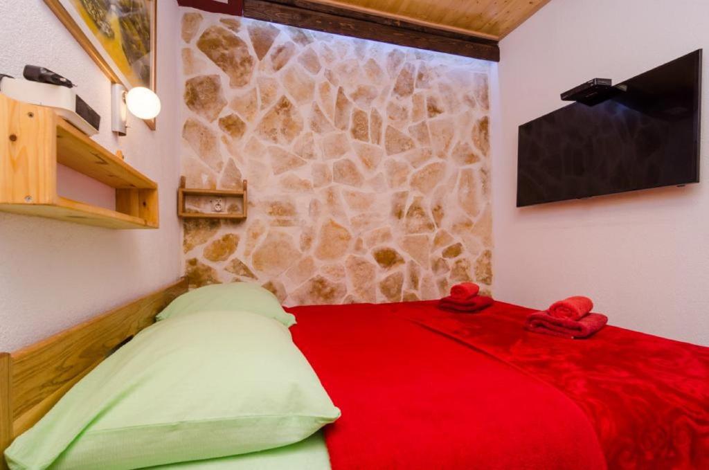 Eddie's Sea View Rooms Old Town - 4