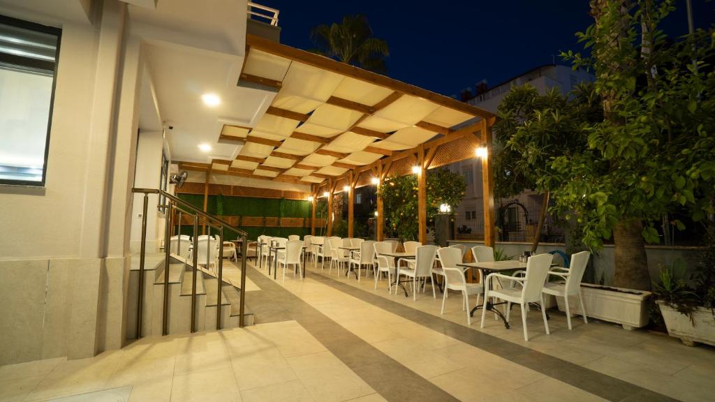Kép OPERA Hotel Antalya szállásáról Antalyában a galériában