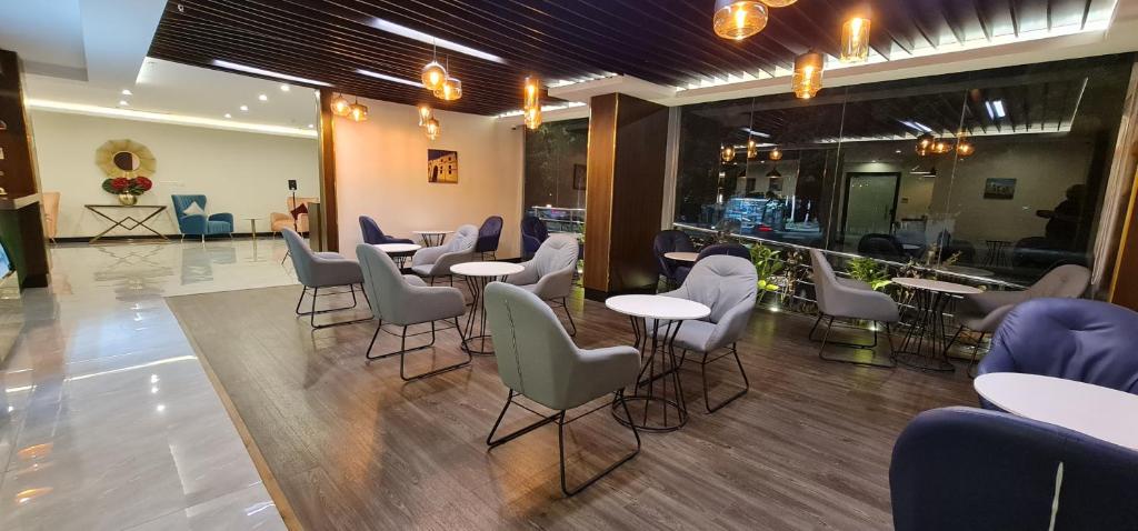 Istumisnurk majutusasutuses Signature Guest Hotel فندق إمضاء النزيل الفندقية