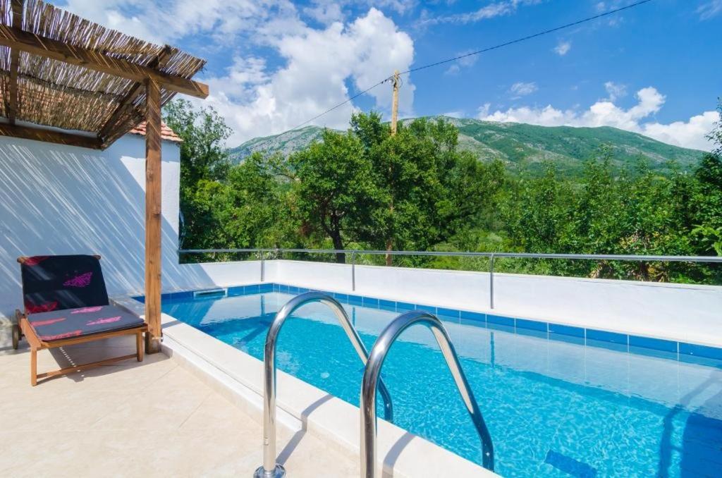 Bazén v ubytovaní Villa Dalmatian Gem alebo v jeho blízkosti