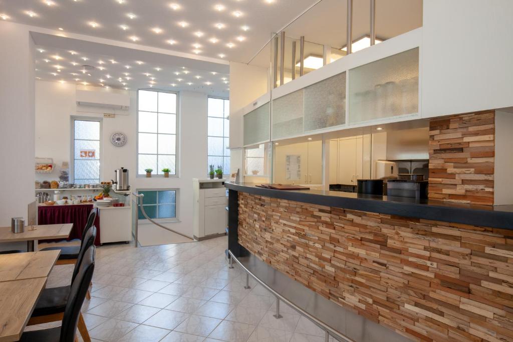 Relax Hotel & SPA Stuttgart - Resim 22