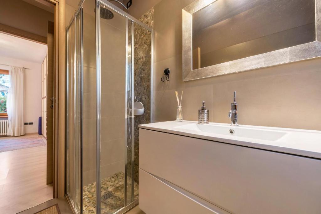 Kúpeľňa v ubytovaní Ferienwohnung Gardasee Castion