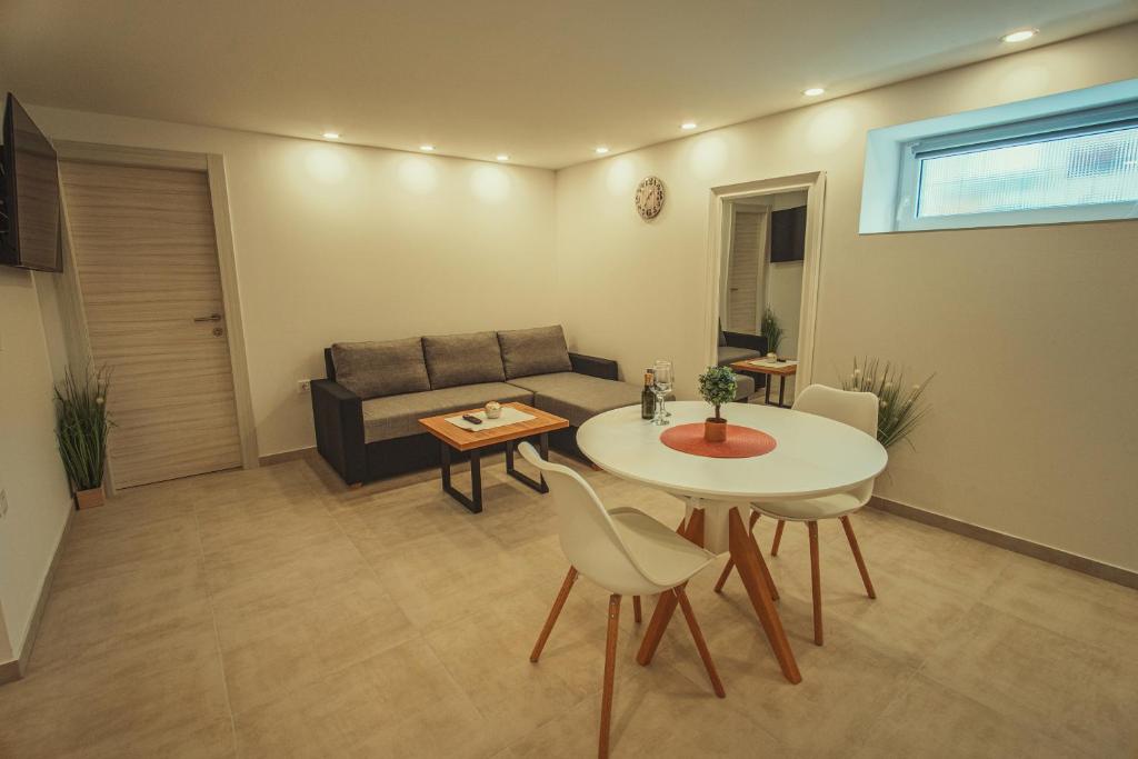 APARTMANI INFINITY - 9