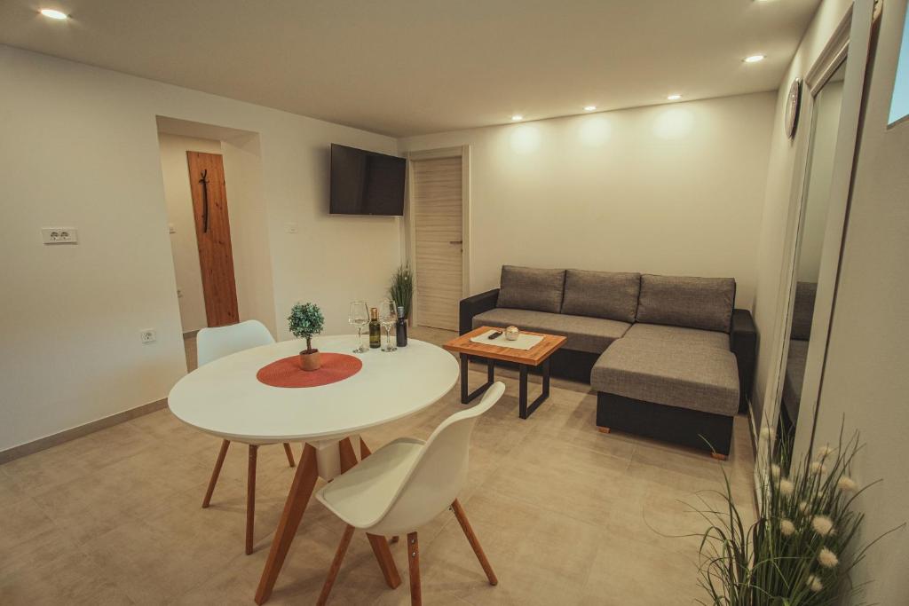 APARTMANI INFINITY - 6