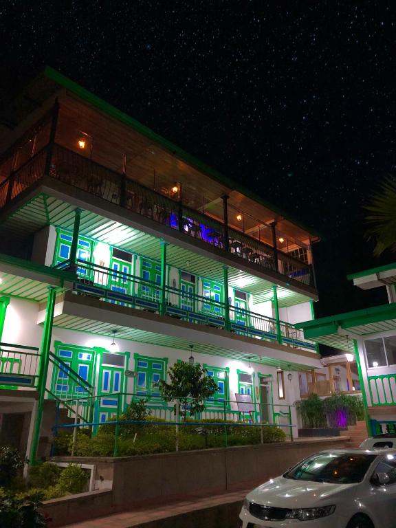 Budova, kde se hotel nachází