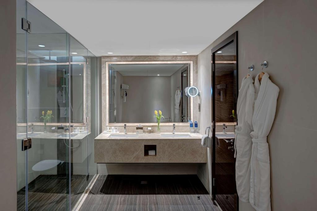 Radisson Blu Hotel, Ajman - Resim 22