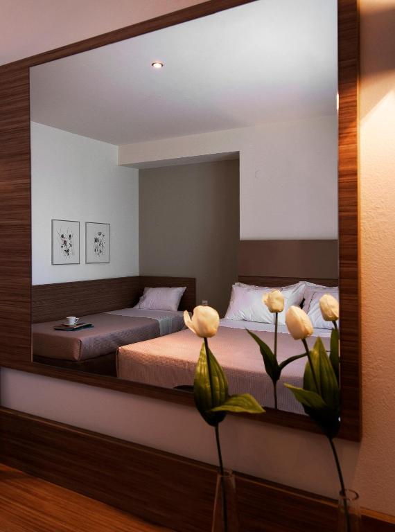 Ostria Sea Side Hotel - 10