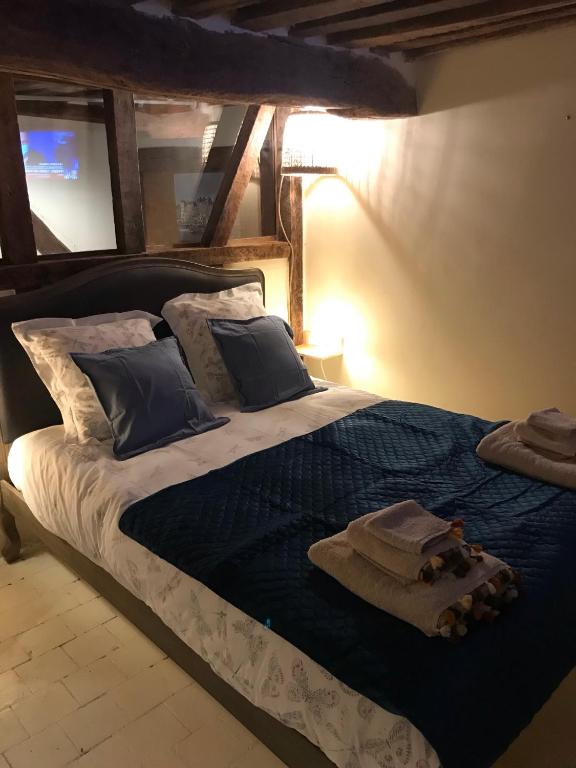 Cosy studio Place Sainte Catherine, Honfleur Updated 2024 Prices