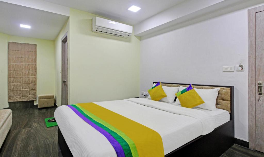 Postel nebo postele na pokoji v ubytování Itsy Hotels Reotel