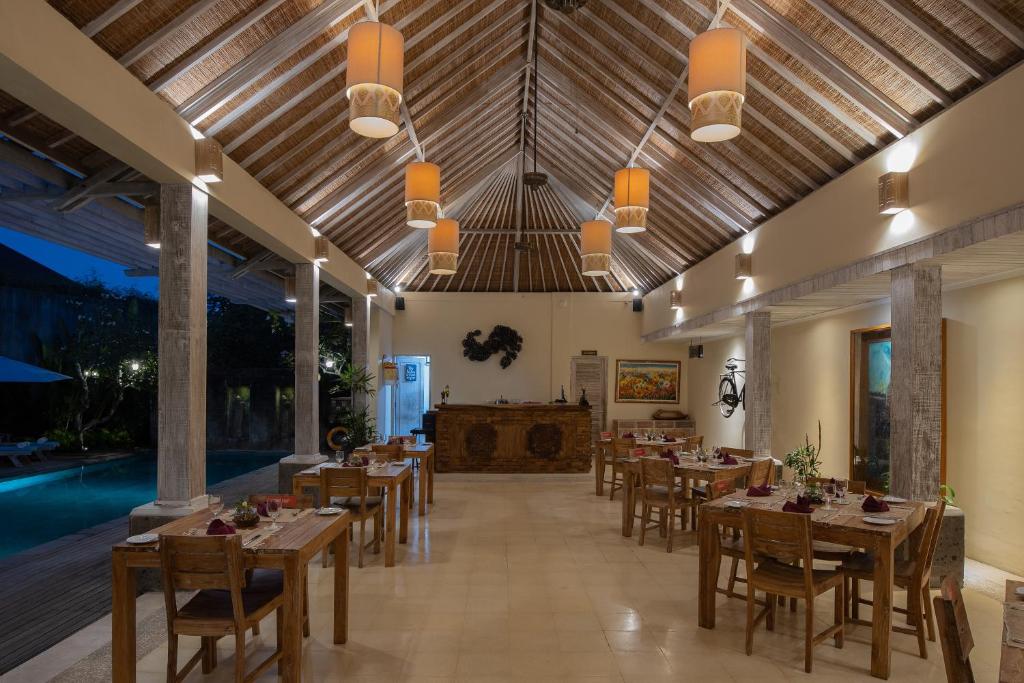 Bazén v ubytování La Berceuse Resort and Villa Nusa Dua by Taritiya Collection nebo v jeho okolí