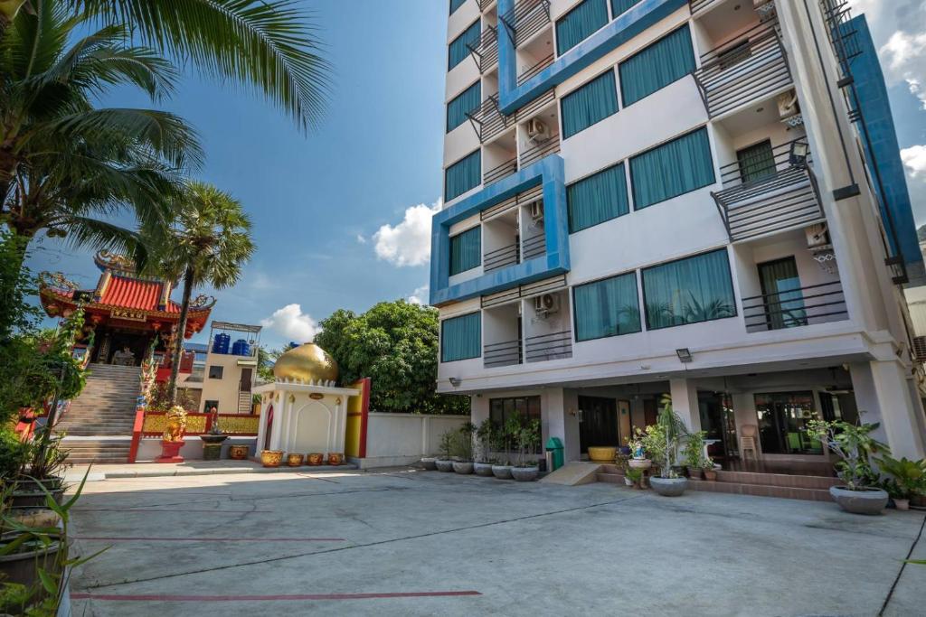 
Deluxe Double or Twin Room with Garden View
