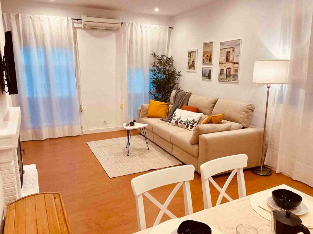 A seating area at Apartamento Céntrico Corredera