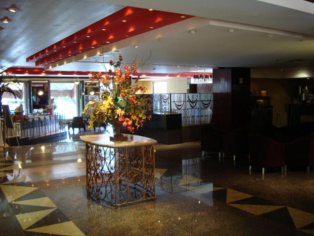 Restaurace v ubytování Hotel Cervantes