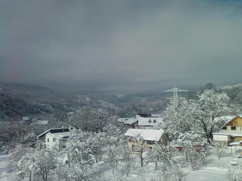 Casa Moroeni - Two-Bedroom Apartment With Mountain View