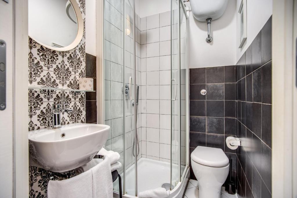 Koupelna v ubytování Hotel Seiler