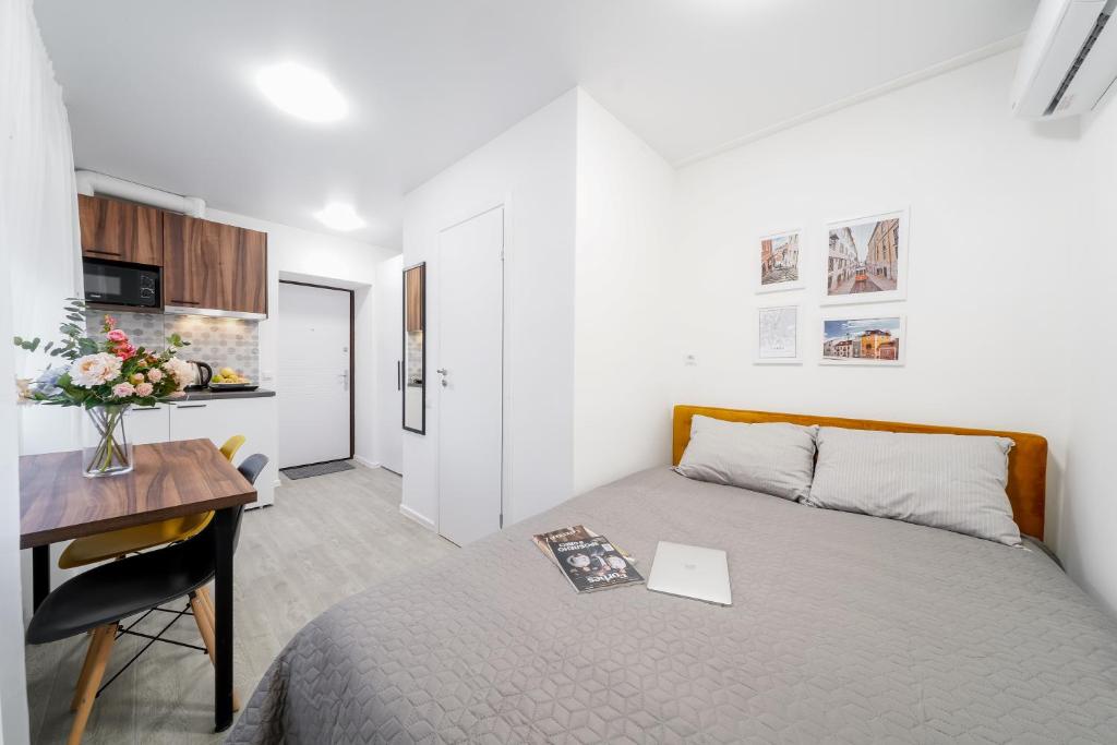 MYFREEDOM z usima zruchnostiamy, poblyzu metro Chernihivska Apartments main photo