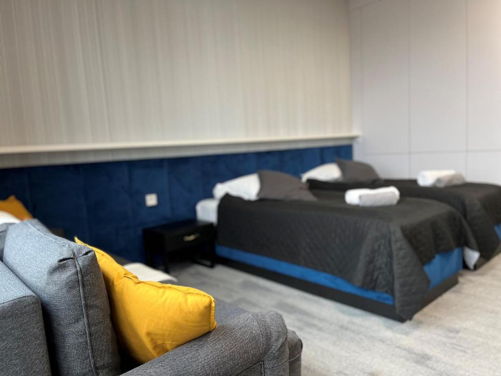 Kampus Vizja Park - Triple Room With Private Bathroom