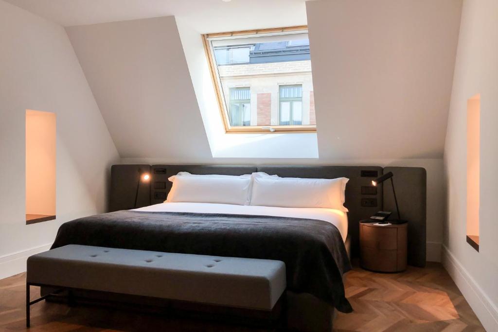 Kozmo Hotel Suites & Spa - Small Luxury Hotels of the World - Presidential Suite With Spa Access