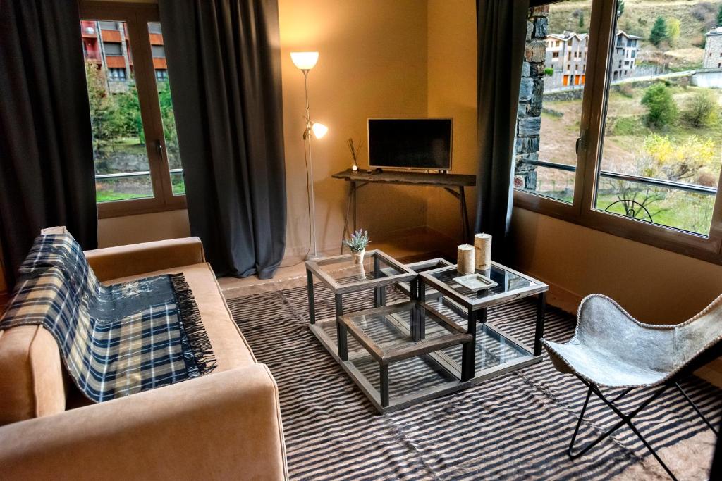 TV a/nebo společenská místnost v ubytování Apartaments Sant Bernat