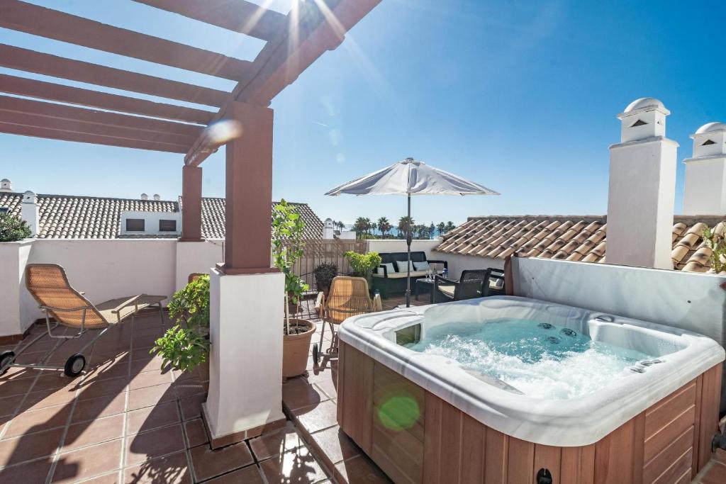 Seaside 3 bedroom Penthouse Next to the Beach in San Pedro - Appartamento Di Penthouse