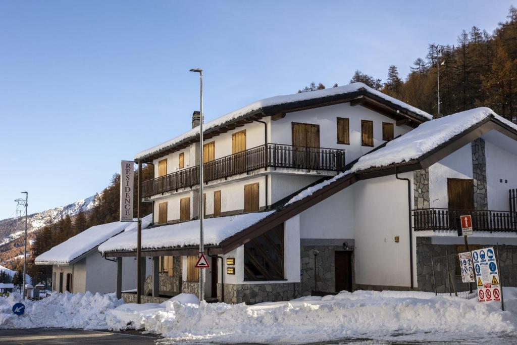 Budova, kde se aparthotel nachází