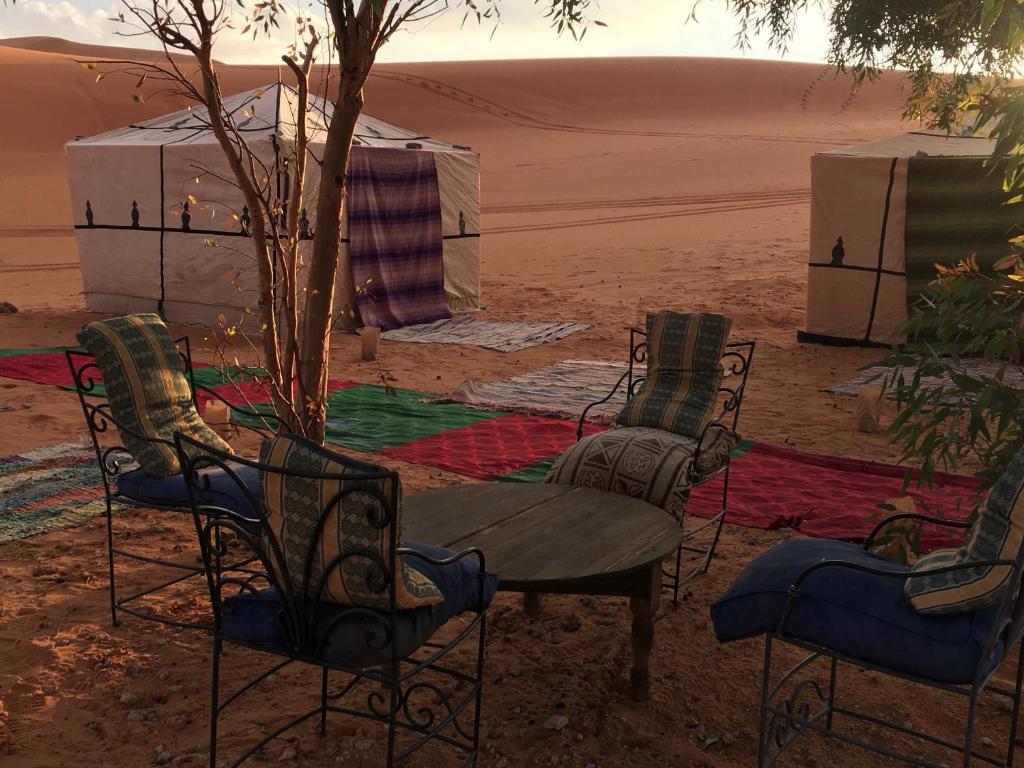 Nomadic Desert Camp Tours - 帐篷