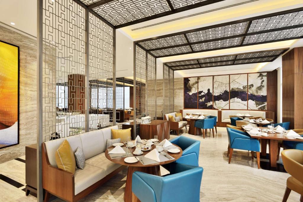 Posezení v ubytování Radisson Blu Faridabad