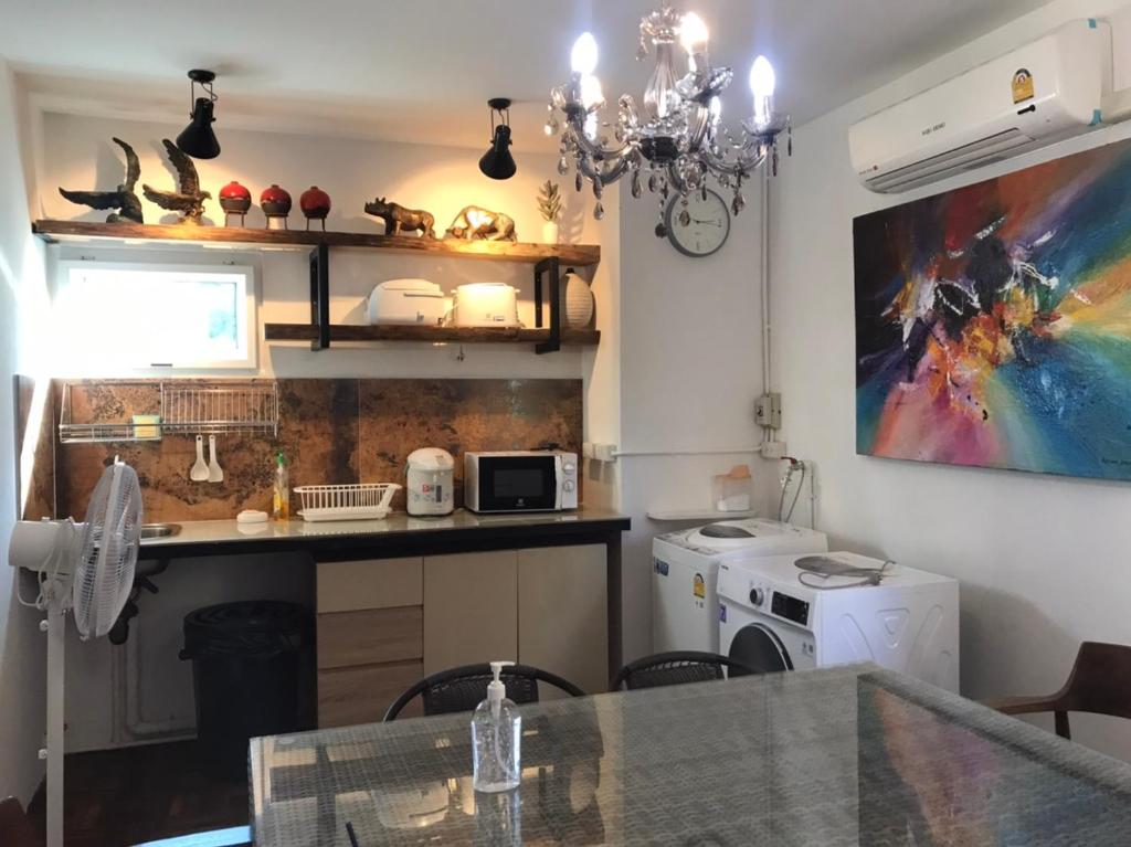 8th House @ center of Chiangmai old town - 3