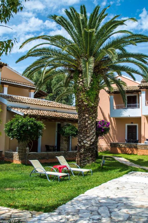 Vonkajšia záhrada v ubytovaní Folies Corfu Town Hotel Apartments