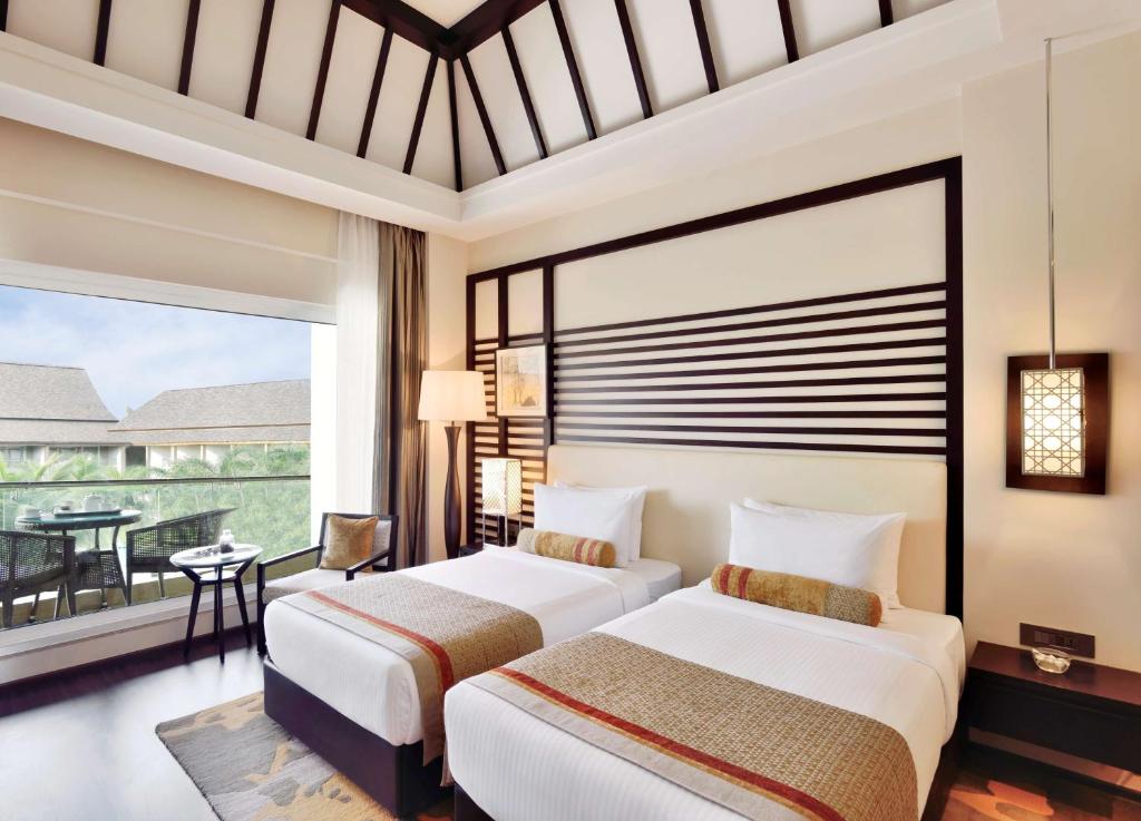 Radisson Blu Plaza Resort & Convention Centre Karjat - Superior Room With Balcony