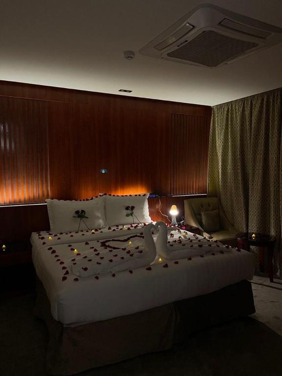 Cladium Hotel - Deluxe King Room