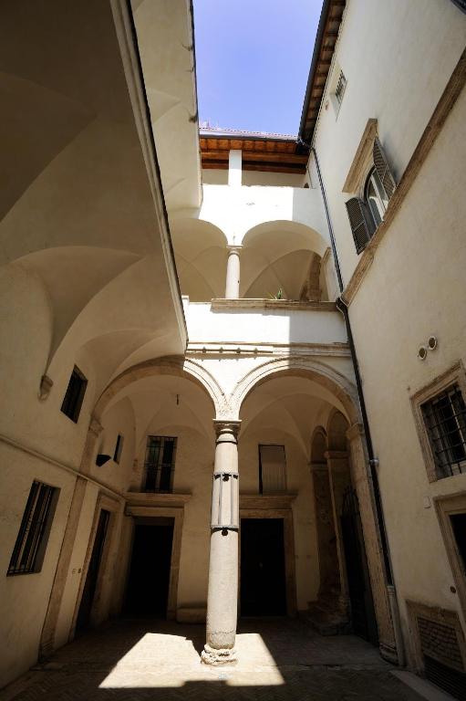 Zdjęcie z galerii obiektu Residenza San Calisto w Rzymie